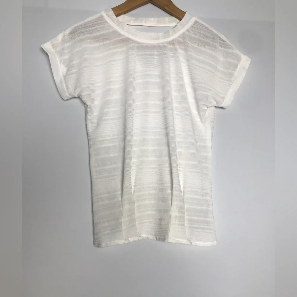 White Semi sheer top - Picture 2 of 8
